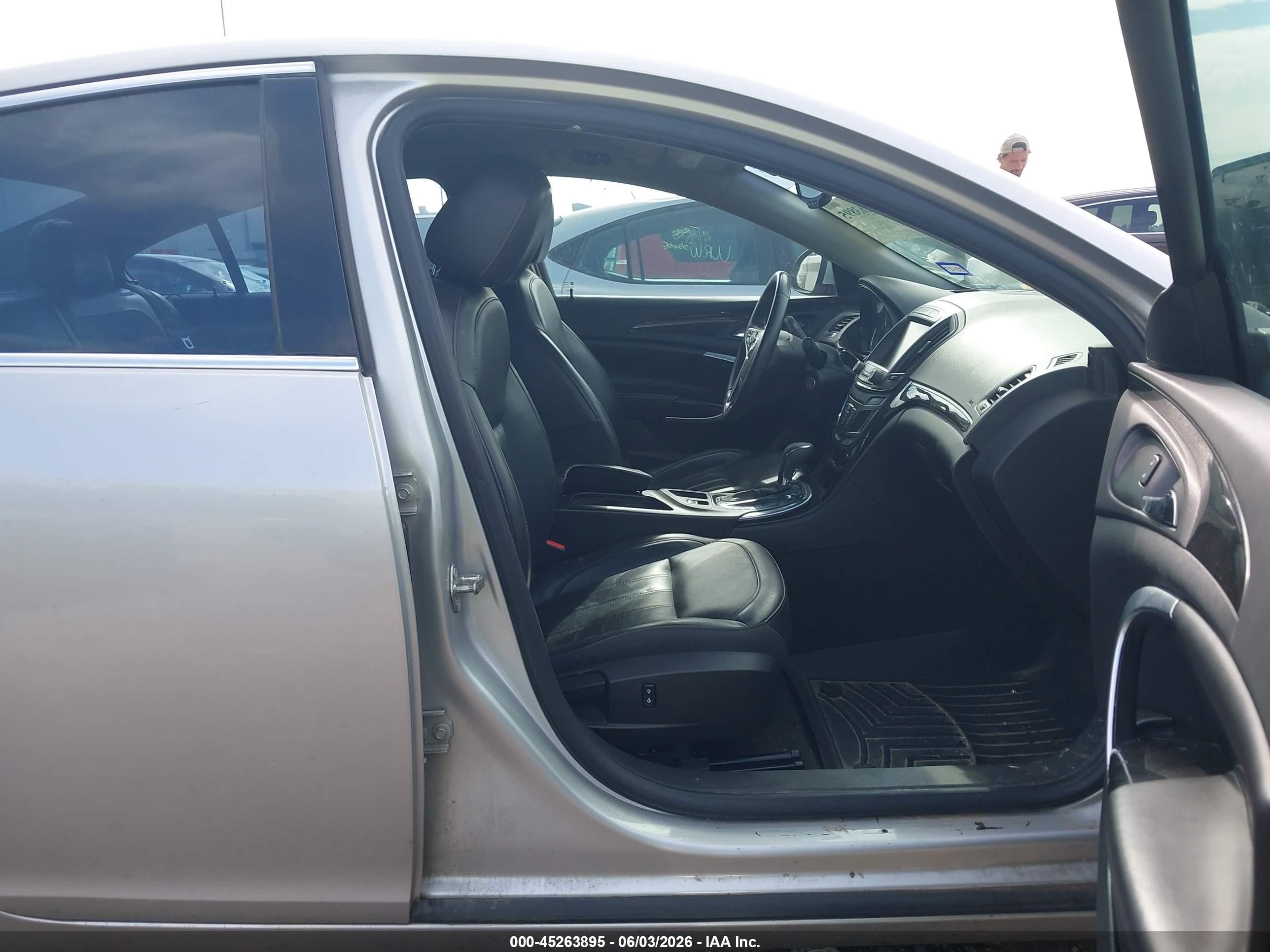 2014 Buick Regal Turbo Silver vin: 2G4GK5EX8E9245245