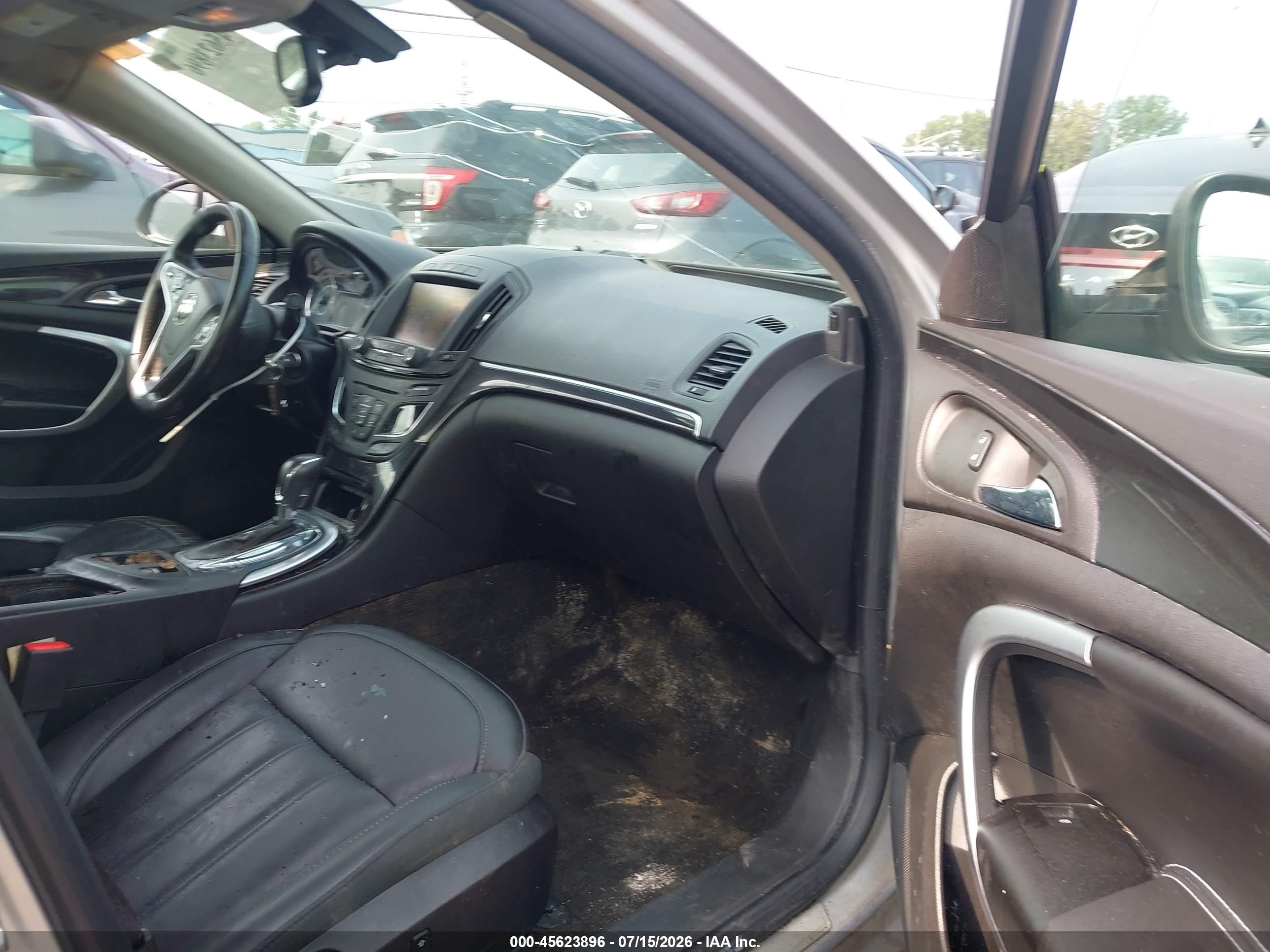 2015 Buick Regal Turbo Silver vin: 2G4GK5EX8F9142490