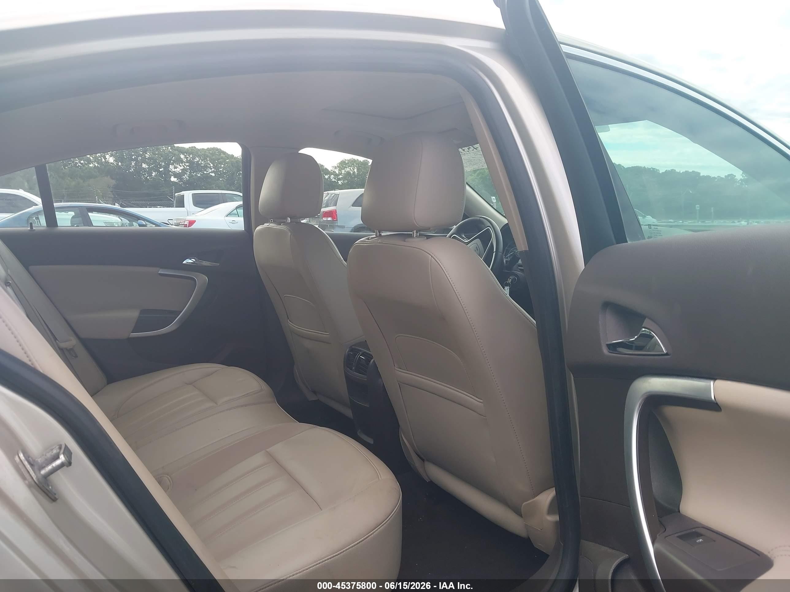 2014 Buick Regal Turbo Золотой vin: 2G4GK5EX9E9320552