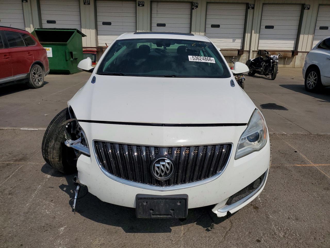 2015 Buick Regal White vin: 2G4GK5EXXF9129434