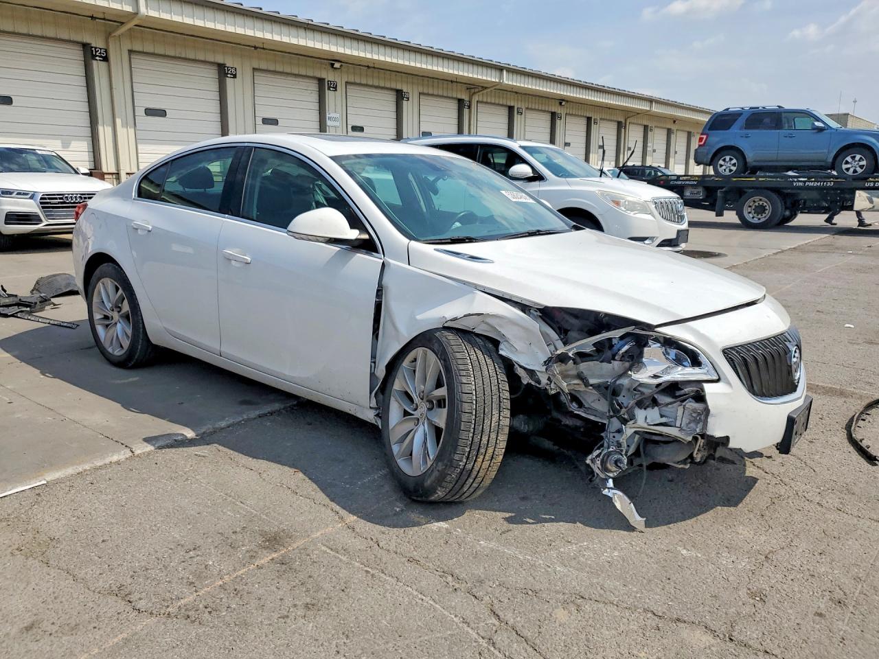 2015 Buick Regal White vin: 2G4GK5EXXF9129434