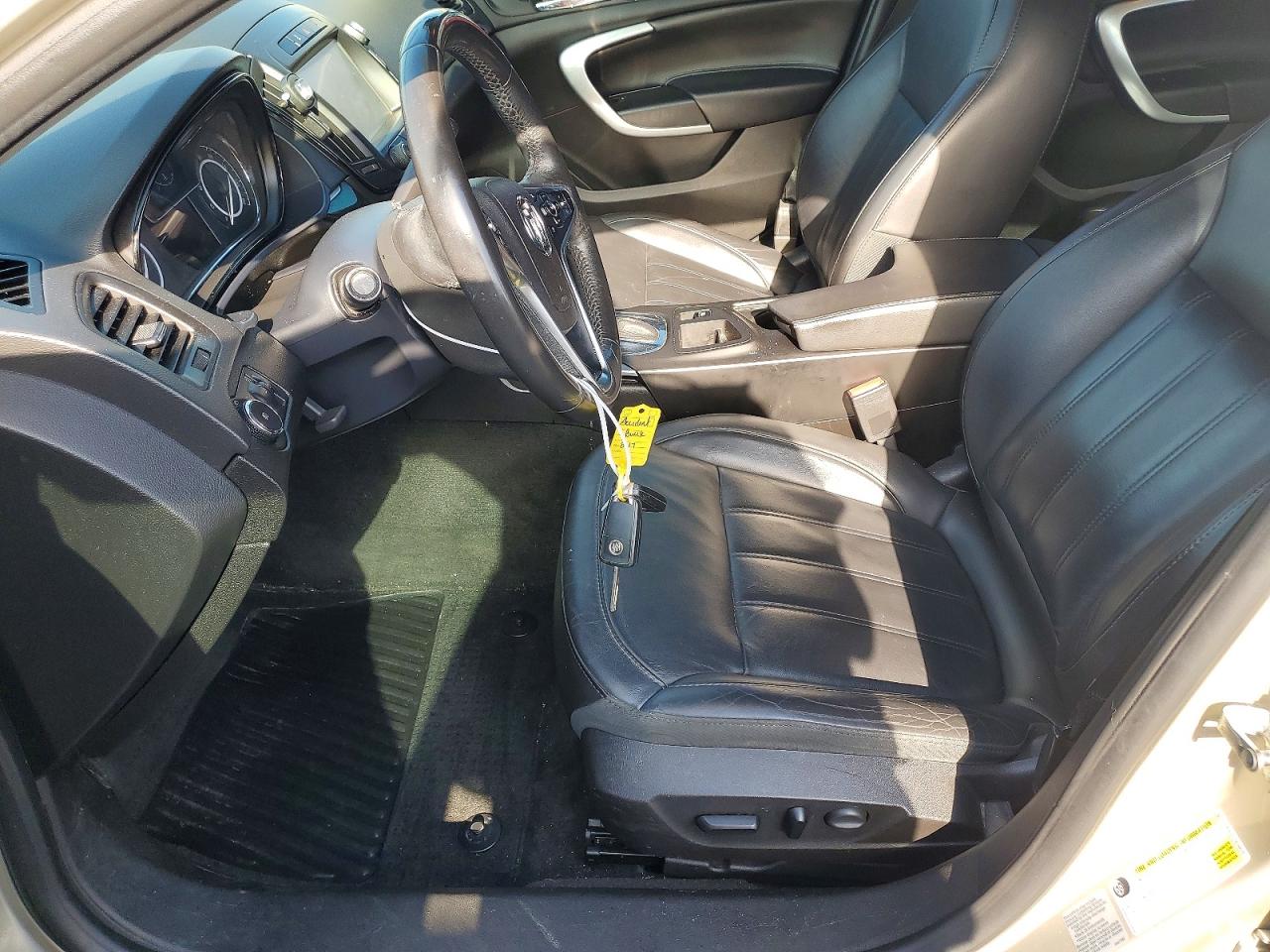 2015 Buick Regal Tan vin: 2G4GK5EXXF9240629