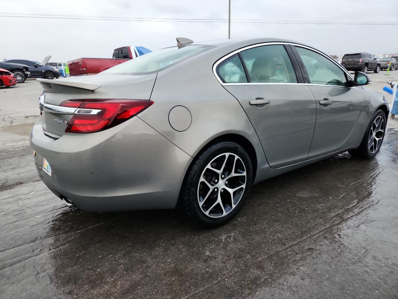 2017 Buick Regal Sport Touring Gray vin: 2G4GL5EX1H9190719