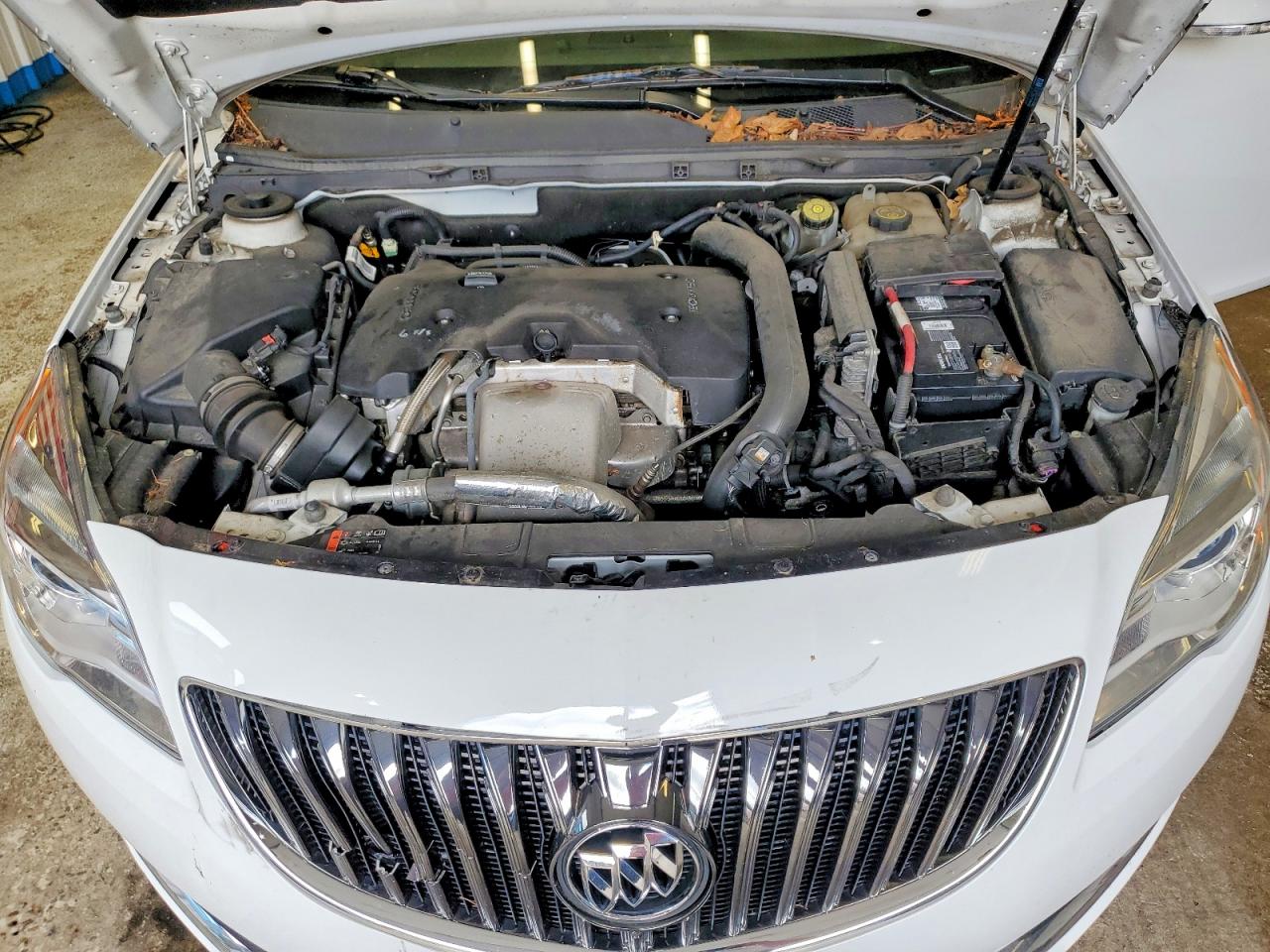 2015 Buick Regal White vin: 2G4GL5EX4F9293663