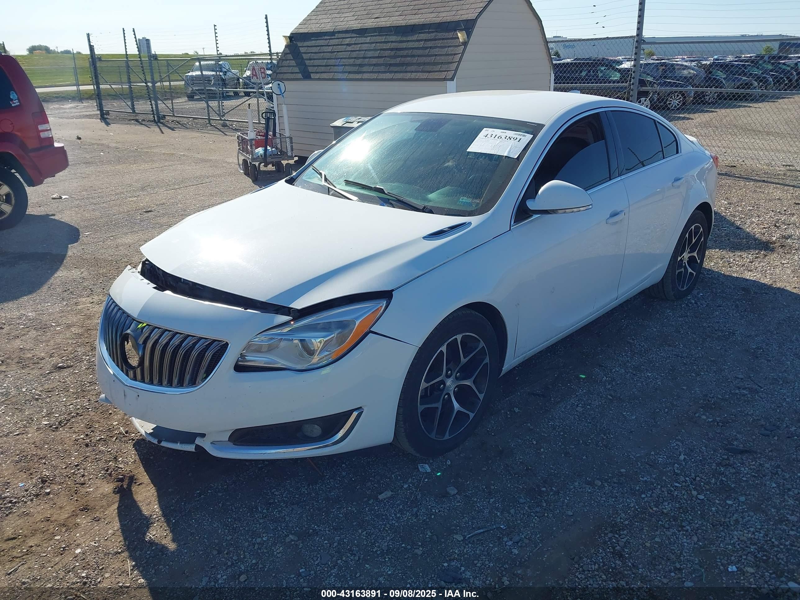 2017 Buick Regal Turbo Sport Touring Белый vin: 2G4GL5EX5H9106482