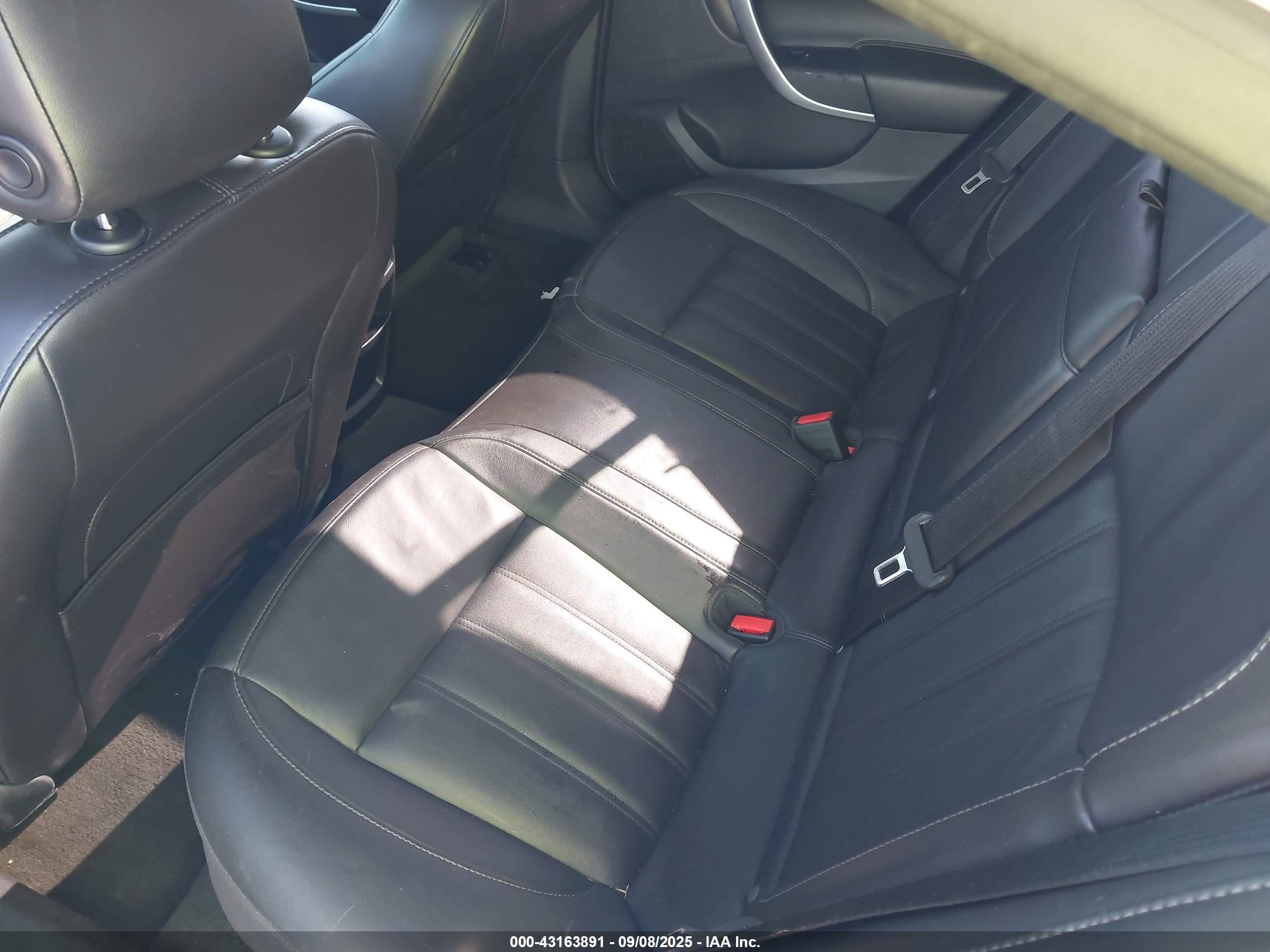 2017 Buick Regal Turbo Sport Touring Белый vin: 2G4GL5EX5H9106482
