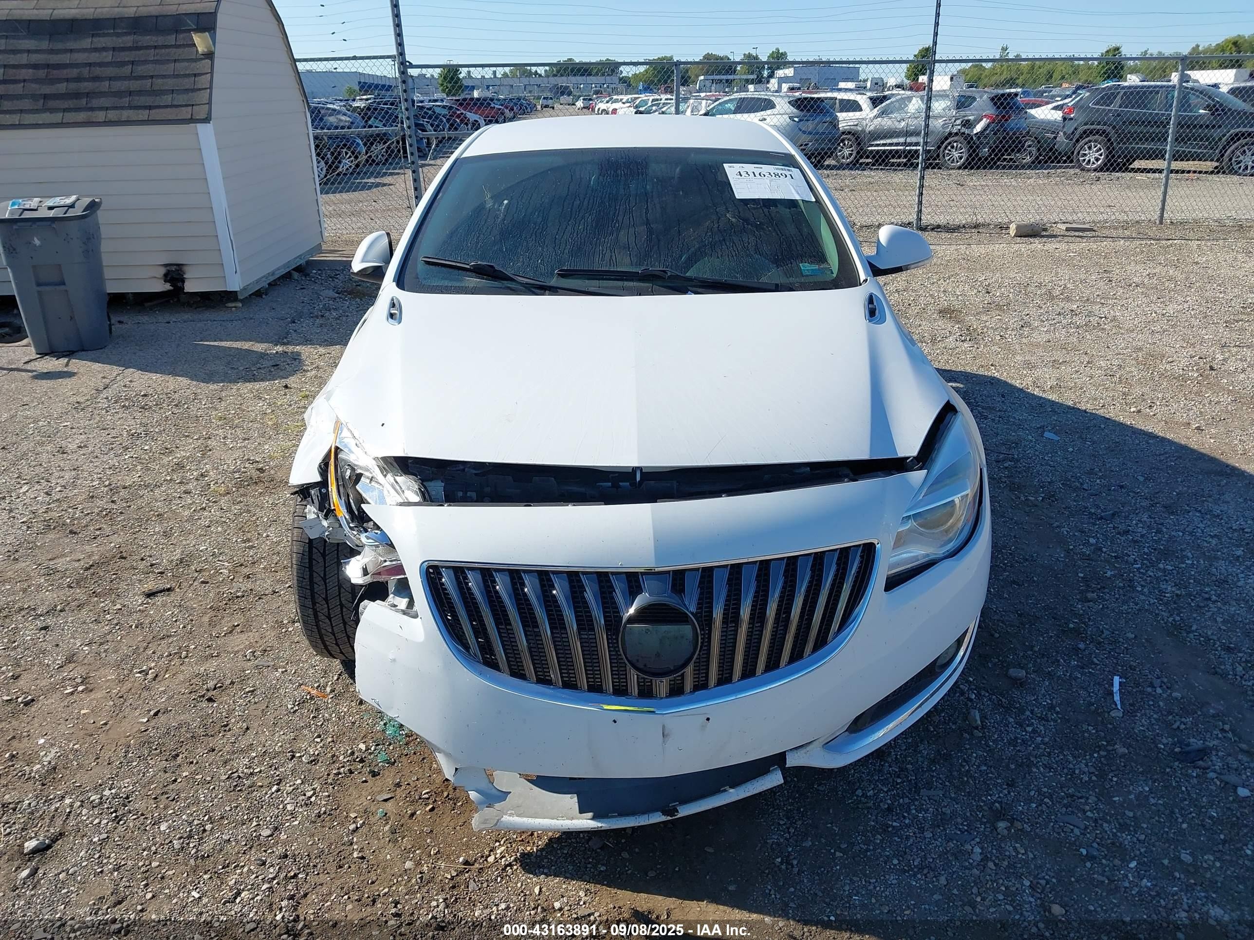 2017 Buick Regal Turbo Sport Touring Белый vin: 2G4GL5EX5H9106482