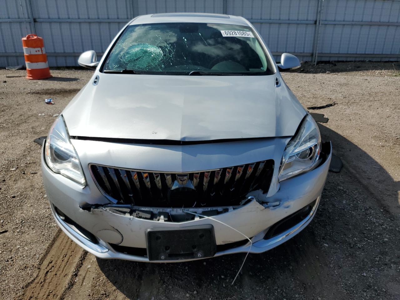 2017 Buick Regal Sport Touring Silver vin: 2G4GL5EX6H9137255