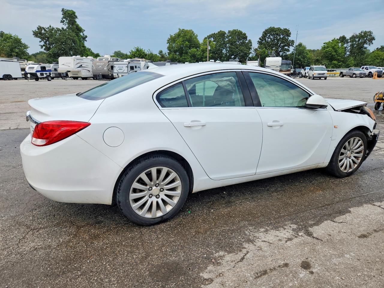2011 Buick Regal Cxl White vin: 2G4GN5EC8B9215288