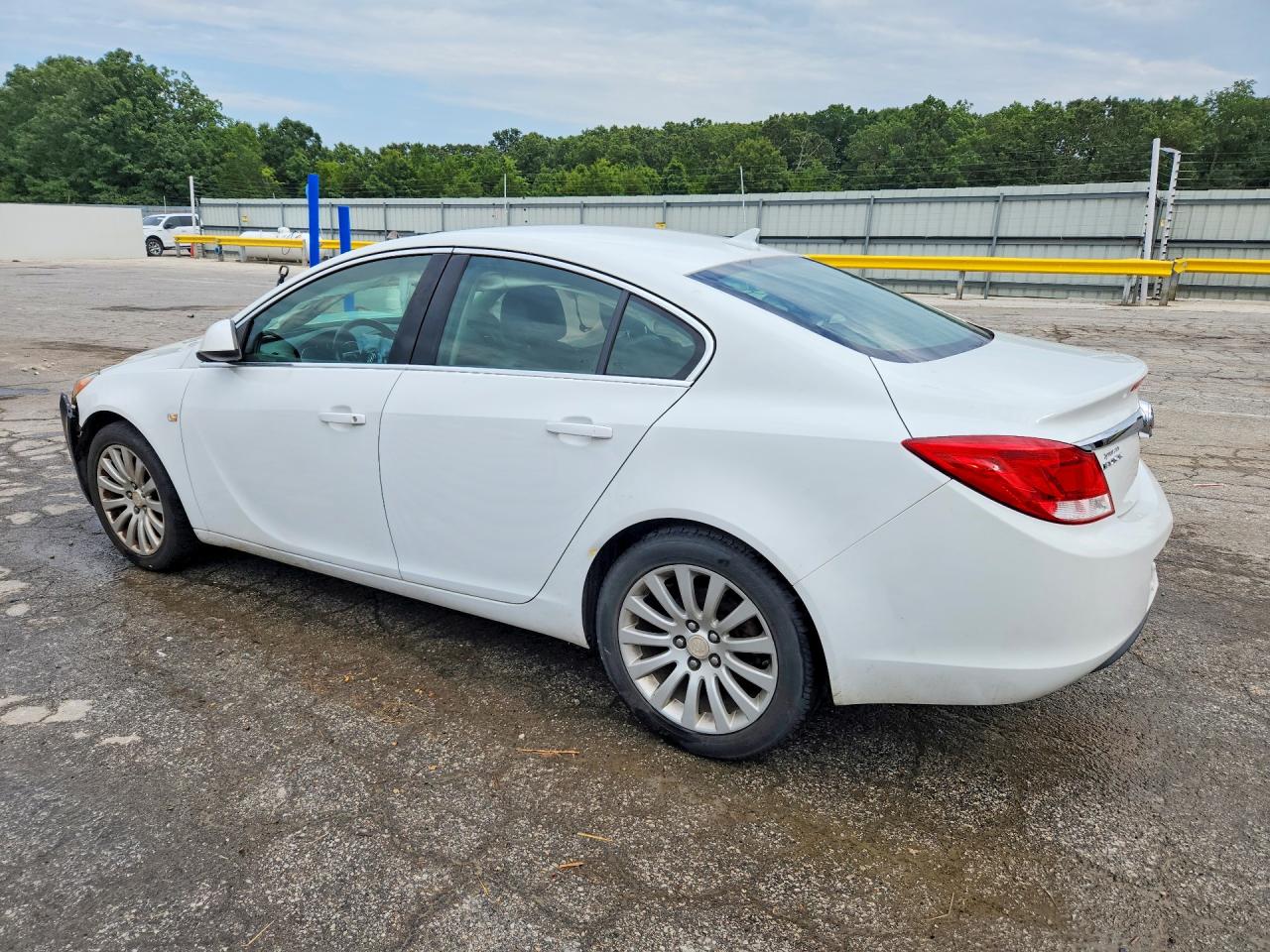 2011 Buick Regal Cxl White vin: 2G4GN5EC8B9215288