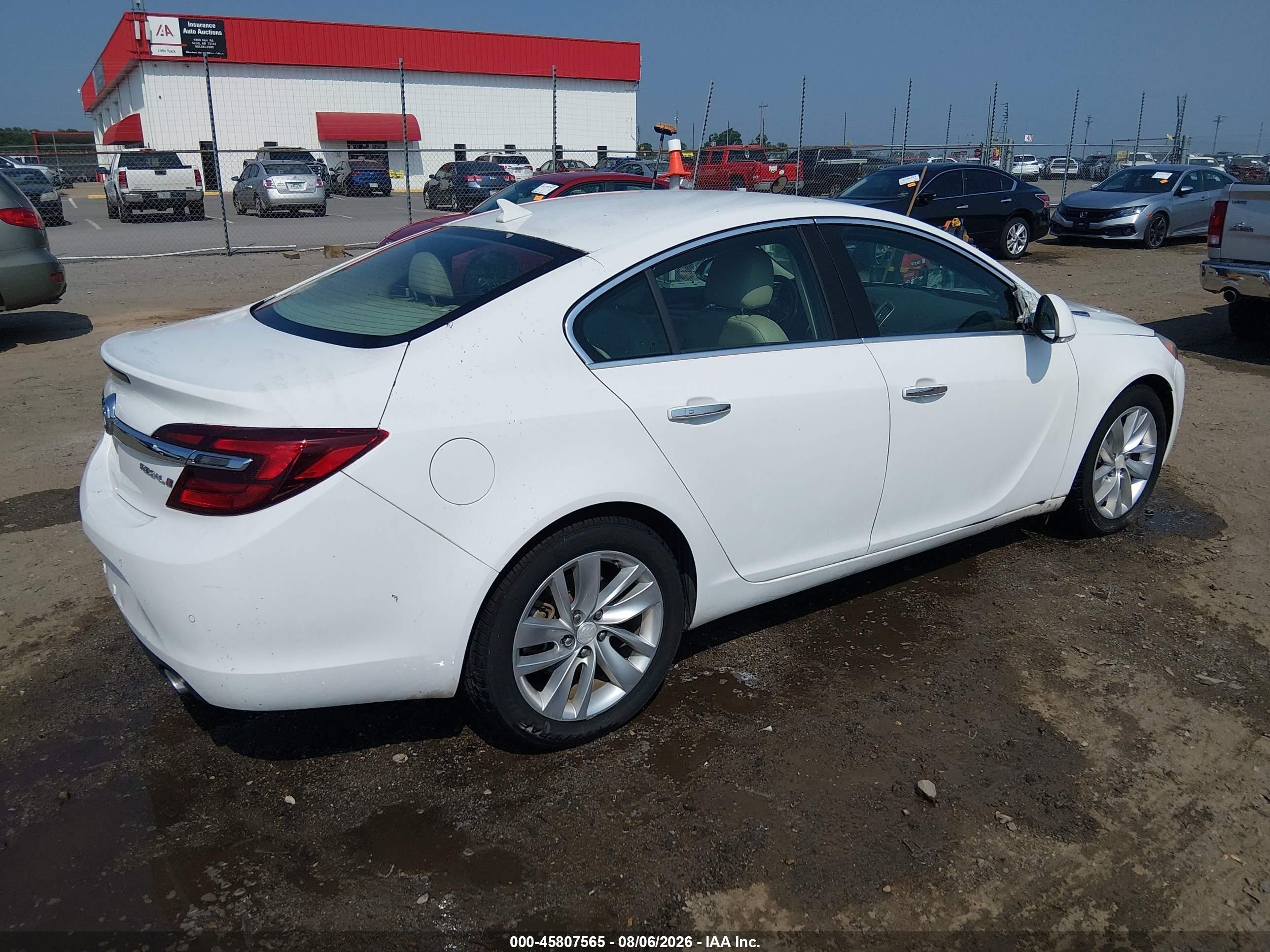 2014 Buick Regal Turbo/e-assist Premium I White vin: 2G4GN5EX0E9253671