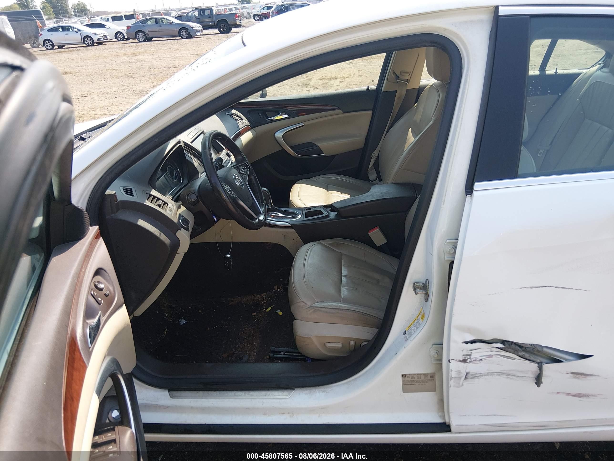 2014 Buick Regal Turbo/e-assist Premium I White vin: 2G4GN5EX0E9253671
