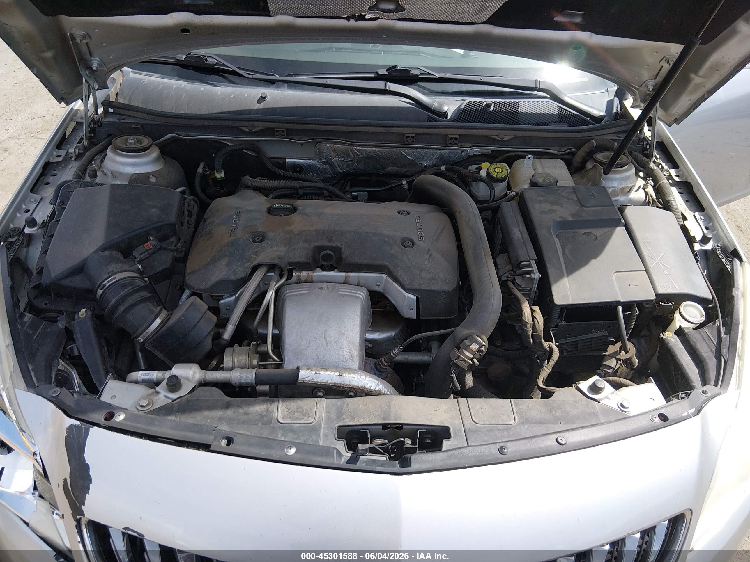 2014 Buick Regal Turbo/e-assist Premium I Silver vin: 2G4GN5EX0E9267909