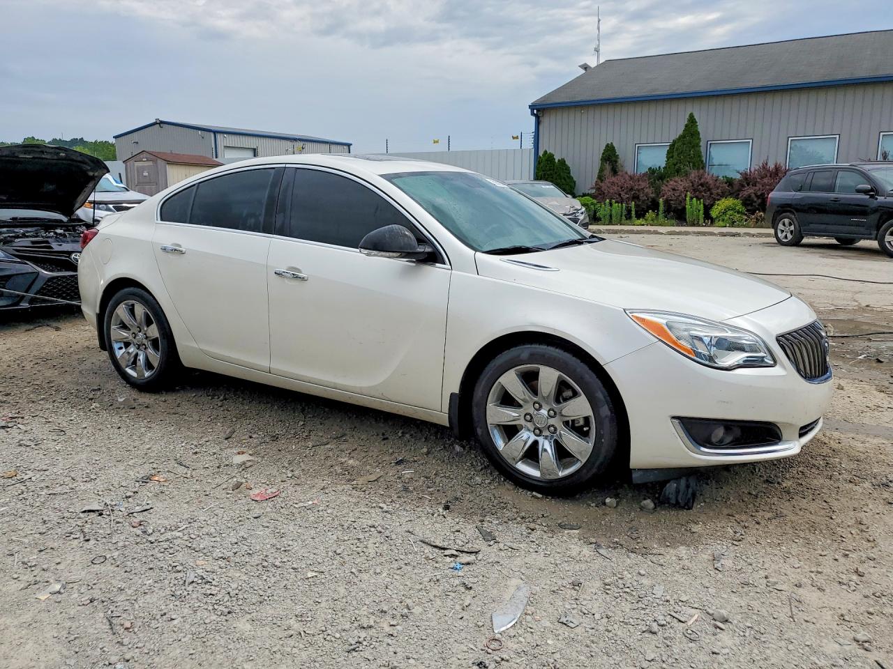 2014 Buick Regal Premium White vin: 2G4GN5EX0E9317014