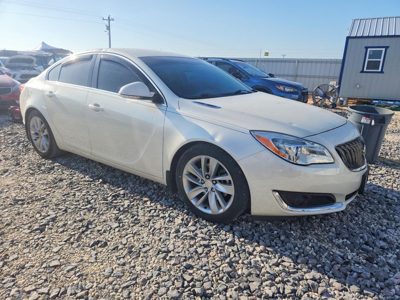 2015 Buick Regal Premium White vin: 2G4GN5EX1F9132083