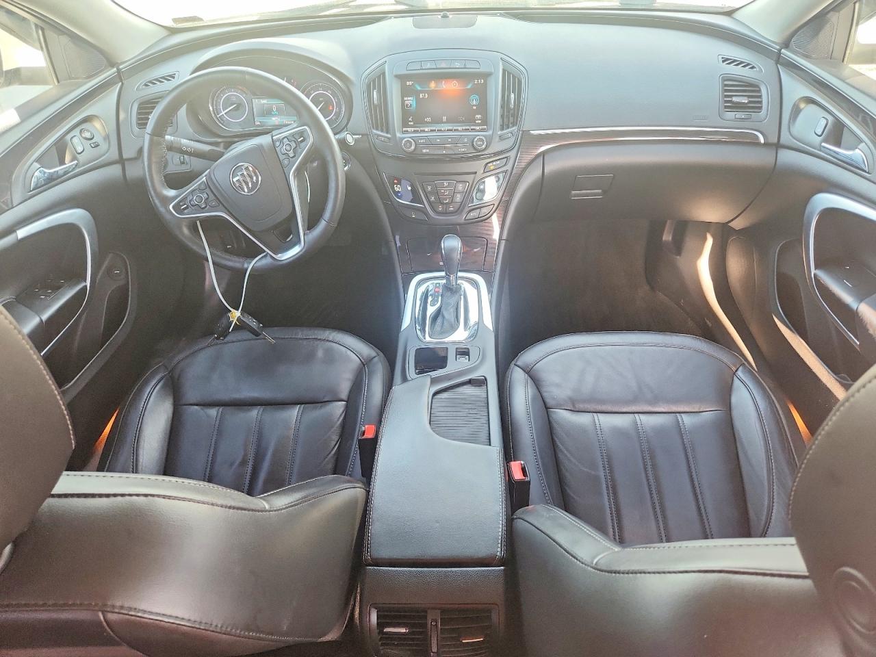 2015 Buick Regal Premium White vin: 2G4GN5EX1F9132083