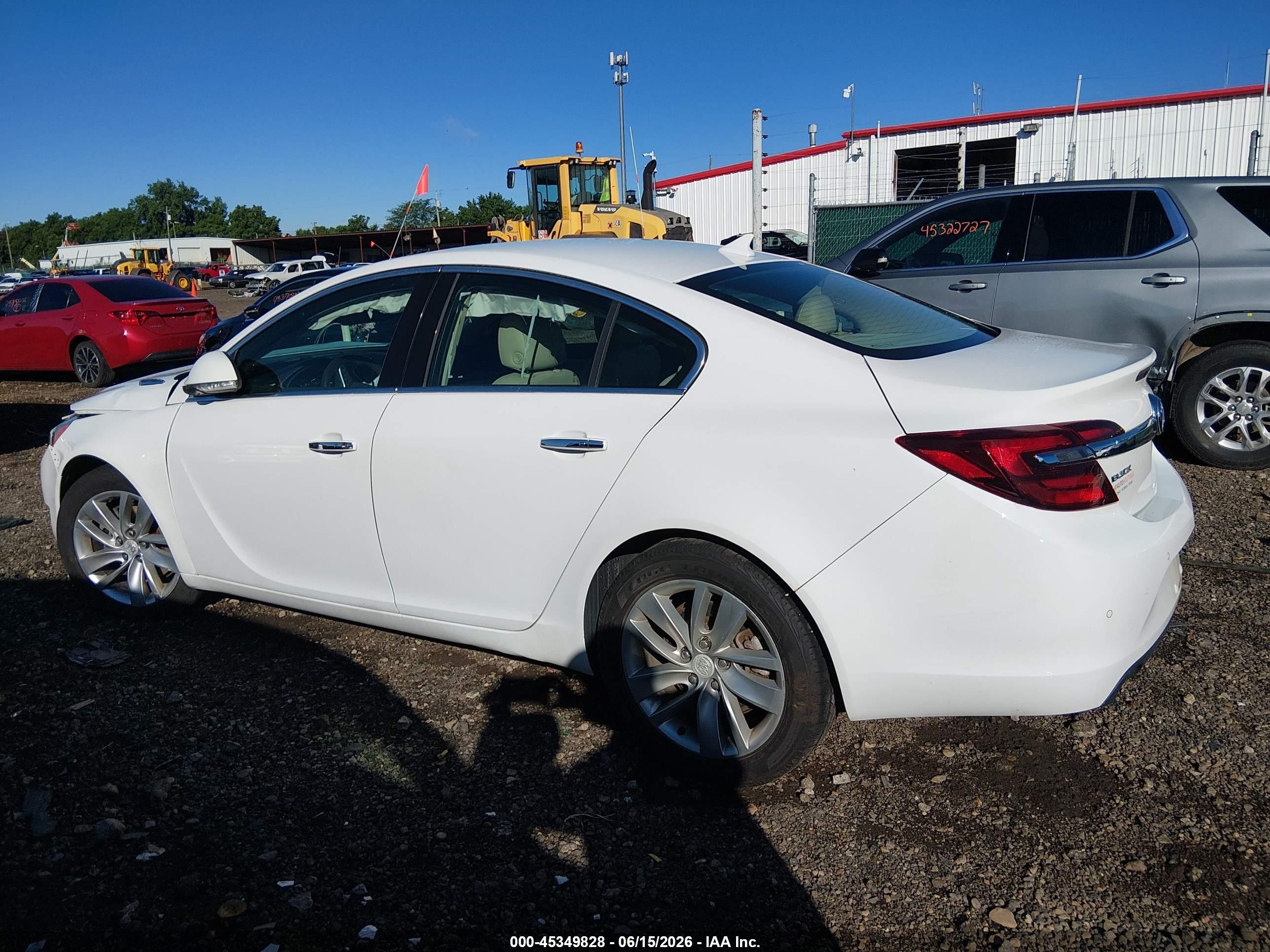 2014 Buick Regal Turbo/e-assist Premium I White vin: 2G4GN5EX4E9320062