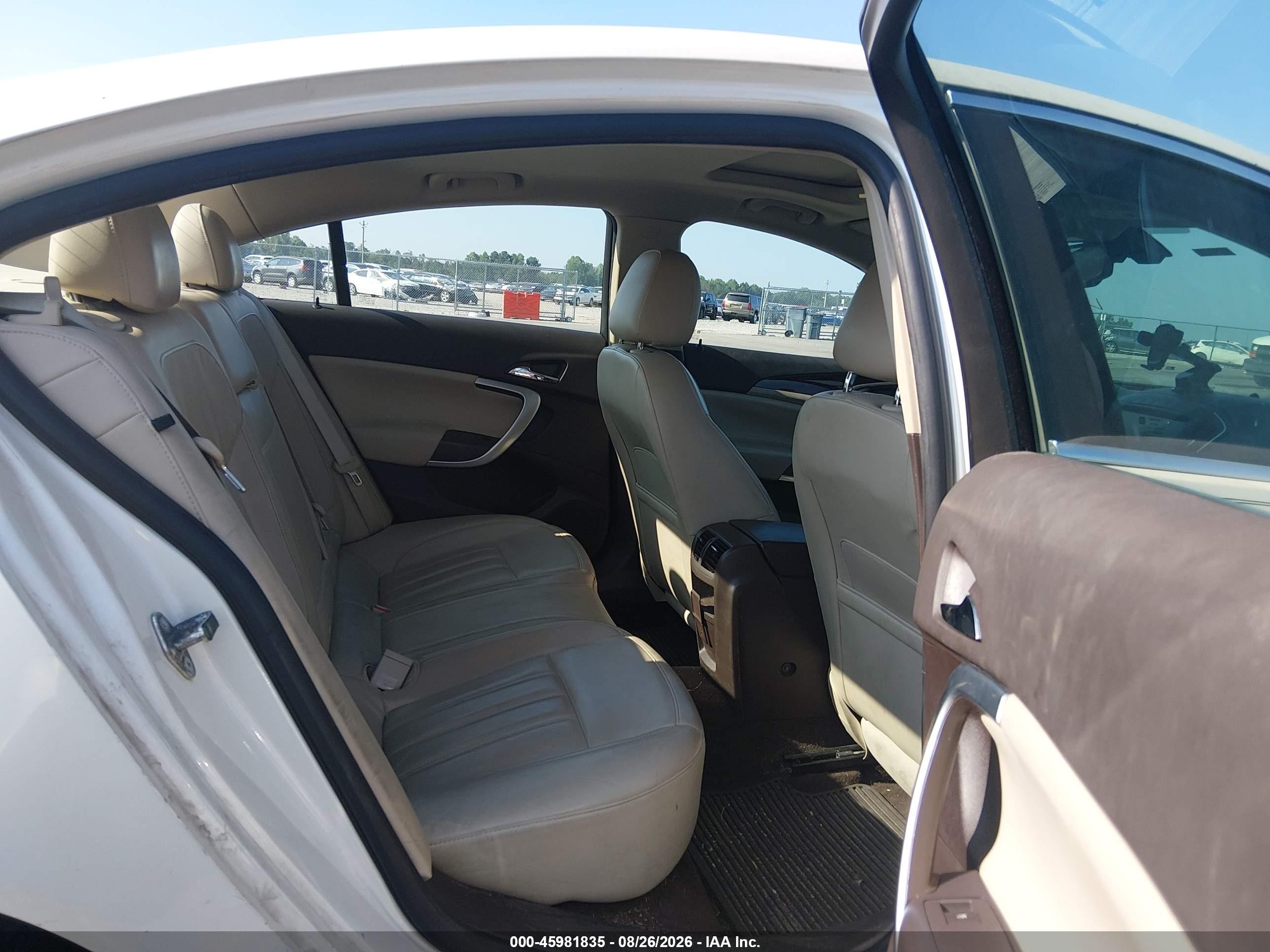 2015 Buick Regal Turbo/e-assist Premium I White vin: 2G4GN5EX4F9142607
