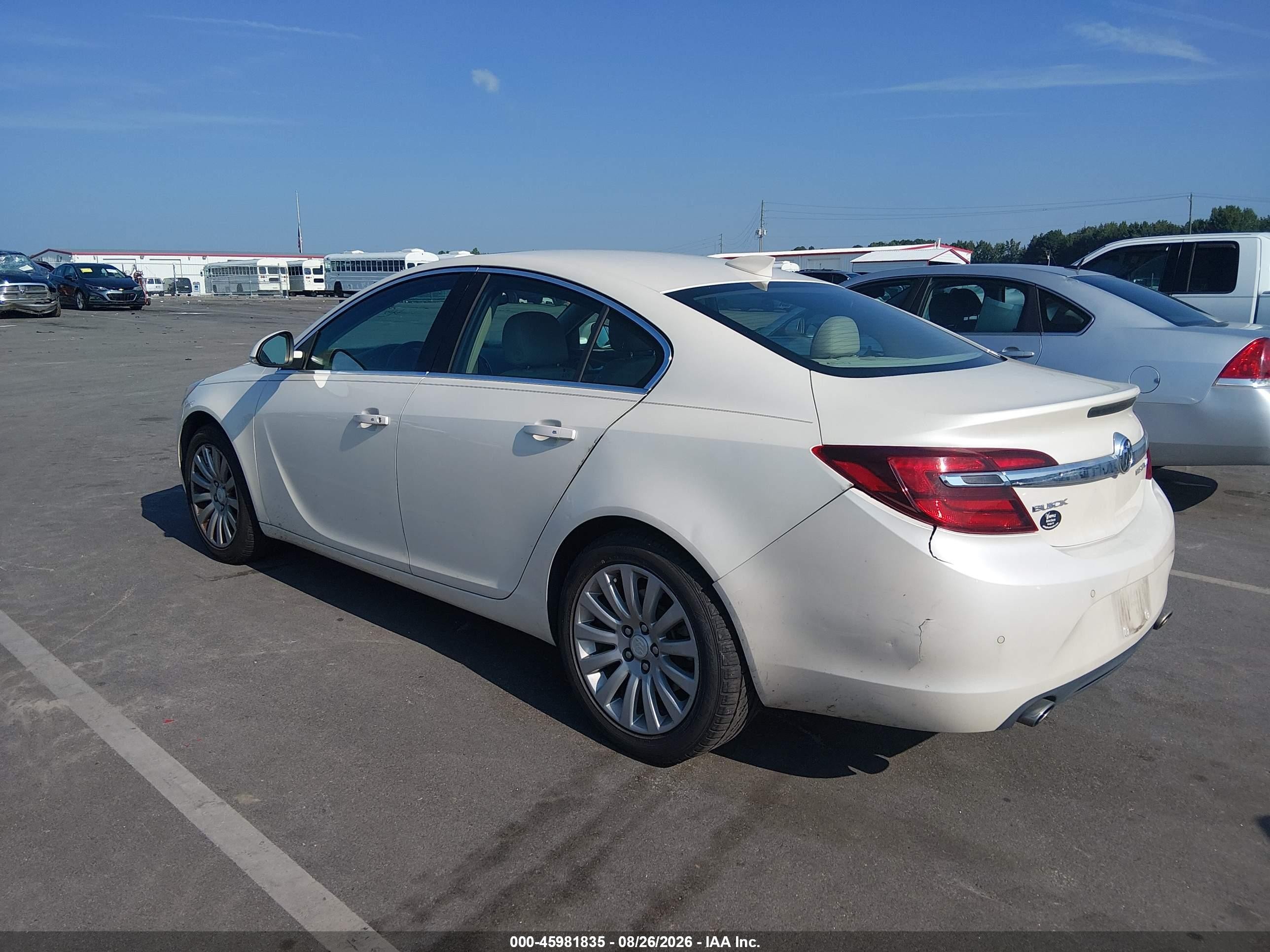 2015 Buick Regal Turbo/e-assist Premium I White vin: 2G4GN5EX4F9142607