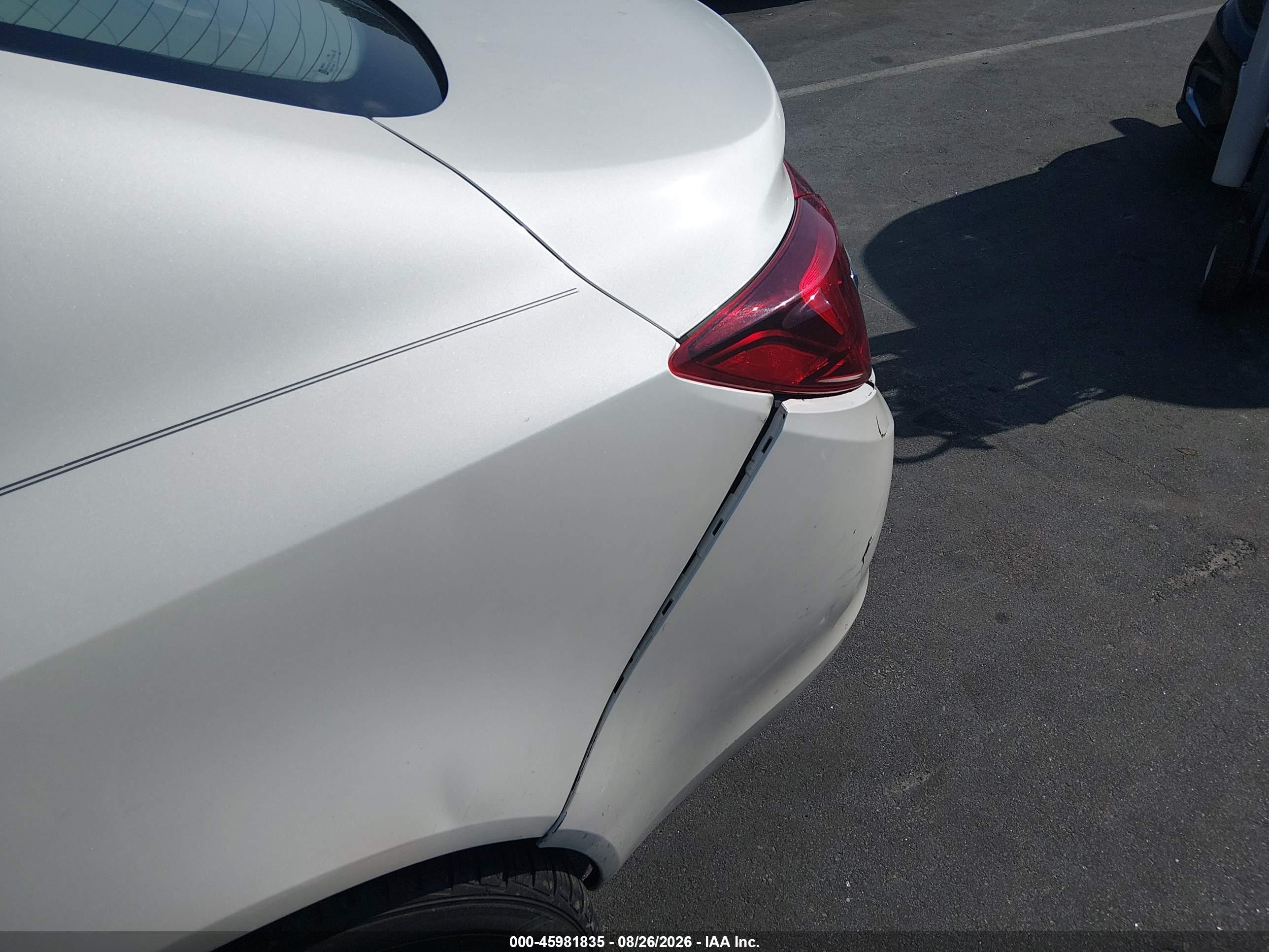 2015 Buick Regal Turbo/e-assist Premium I White vin: 2G4GN5EX4F9142607