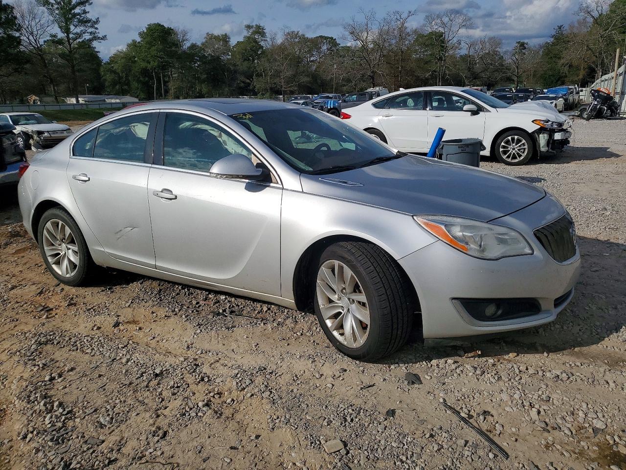 2015 Buick Regal Premium Silver vin: 2G4GN5EX4F9153476