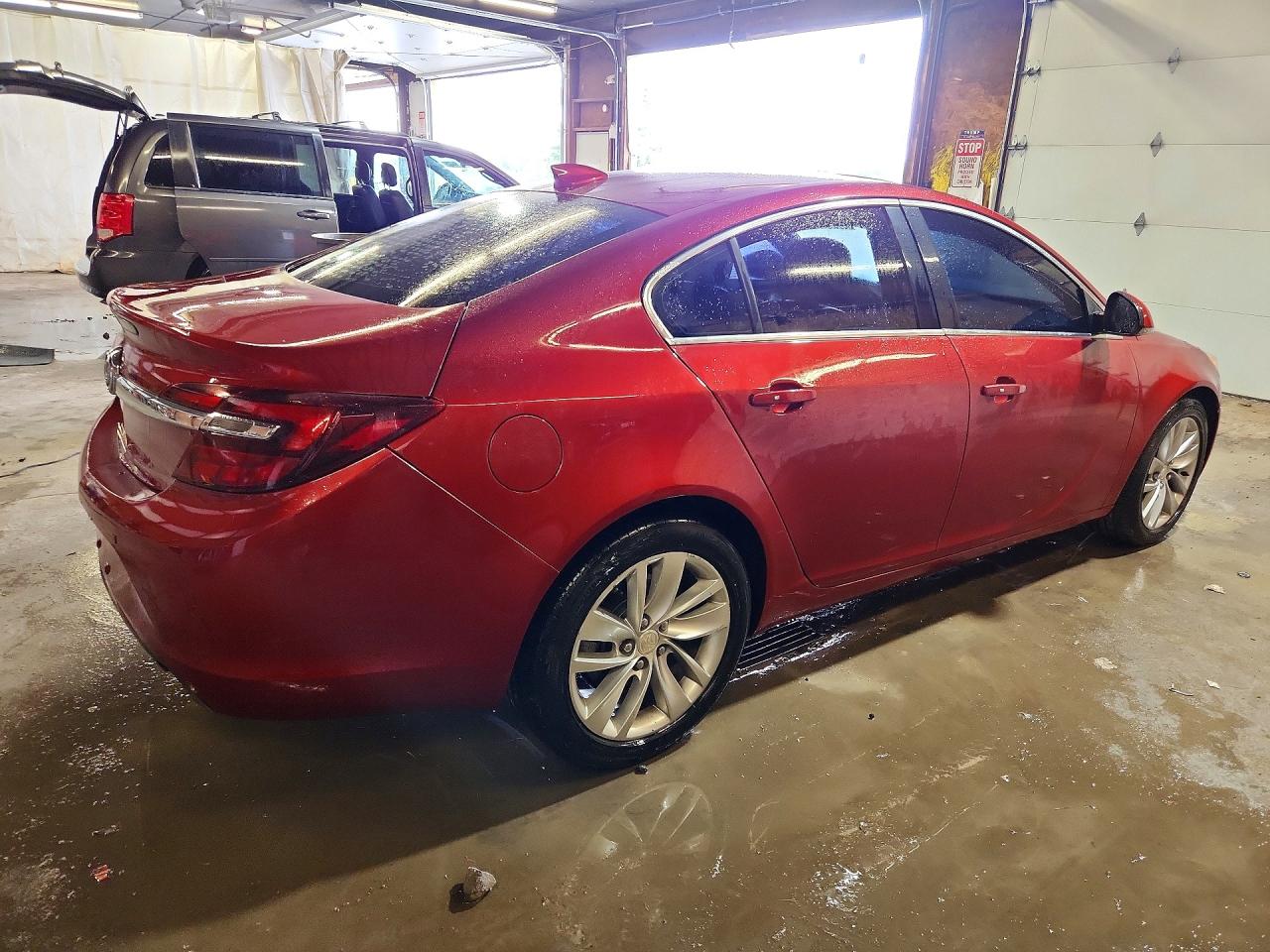 2015 Buick Regal Premium Burgundy vin: 2G4GN5EX4F9196943