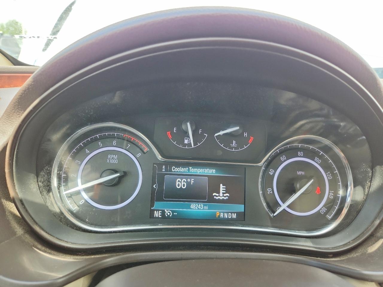 2015 Buick Regal Premium White vin: 2G4GN5EX5F9223258