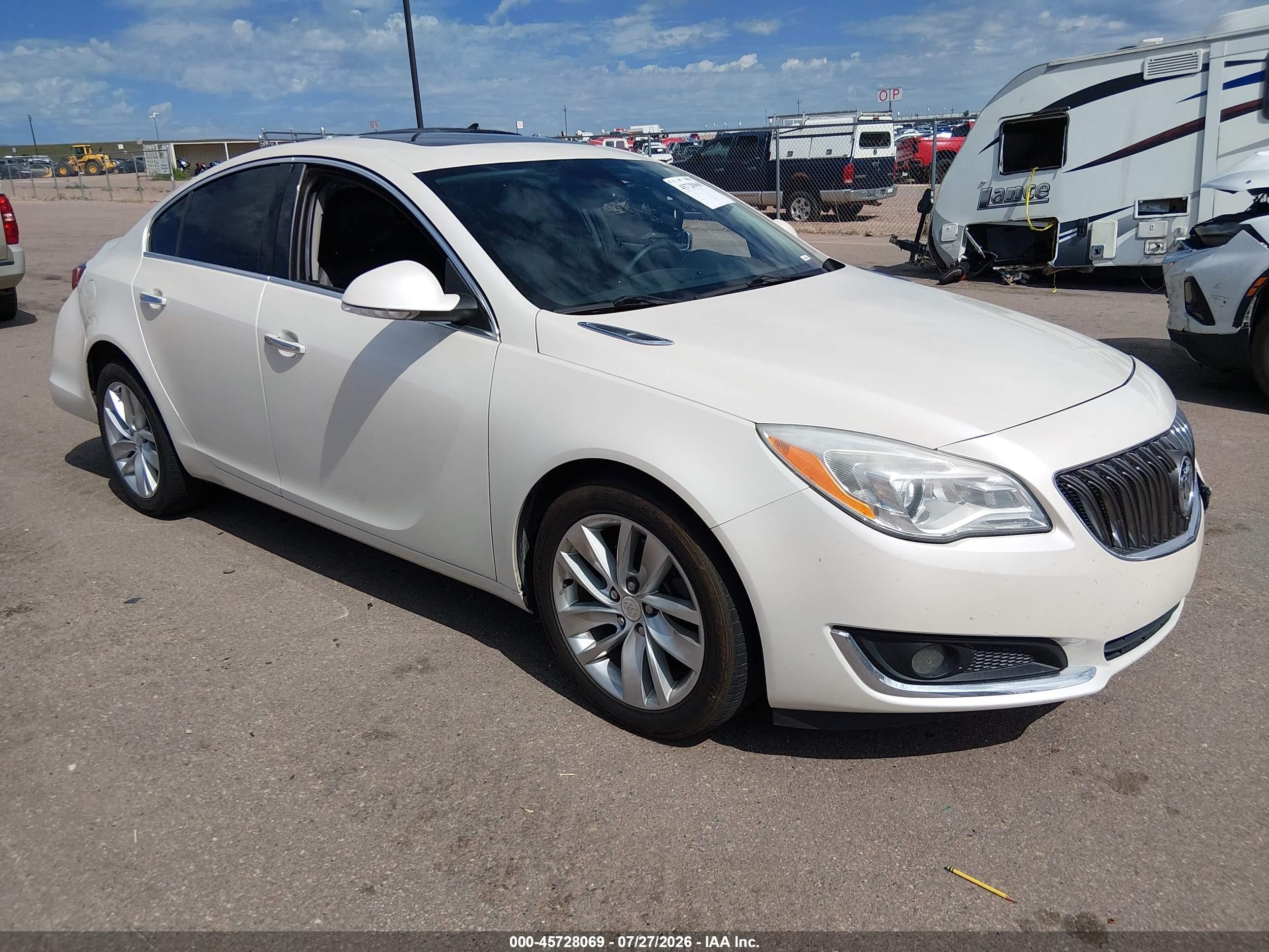 2014 Buick Regal Turbo/e-assist Premium I White vin: 2G4GN5EX6E9162453