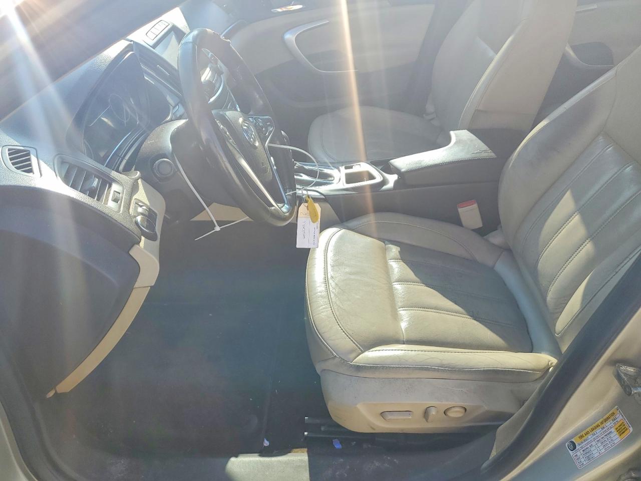 2015 Buick Regal Premium Cream vin: 2G4GN5EX6F9195566