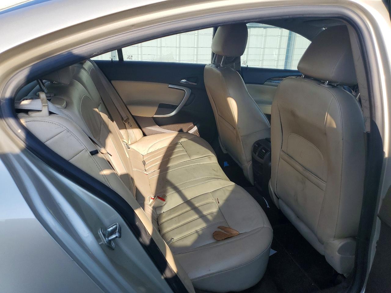 2015 Buick Regal Premium Cream vin: 2G4GN5EX6F9195566