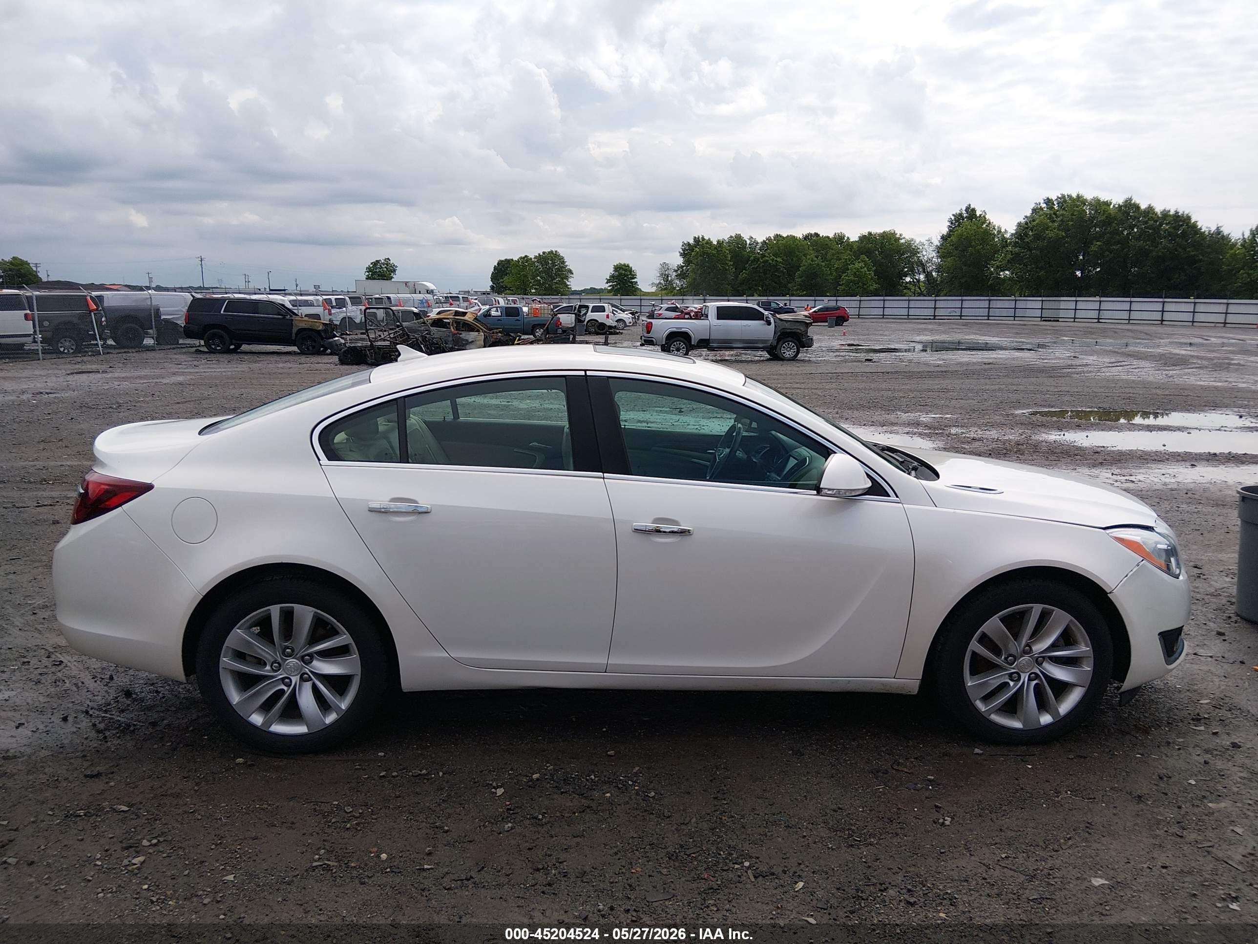 2014 Buick Regal Turbo/e-assist Premium I White vin: 2G4GN5EX7E9246846