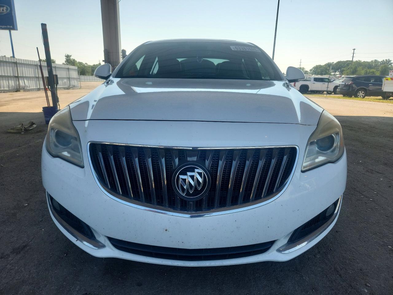2014 Buick Regal Premium White vin: 2G4GN5EXXE9271045