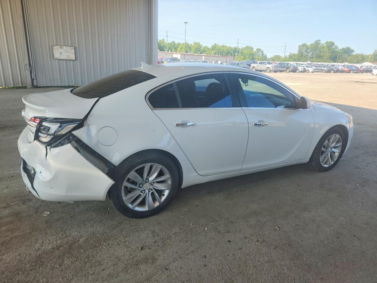 2014 Buick Regal Premium White vin: 2G4GN5EXXE9271045