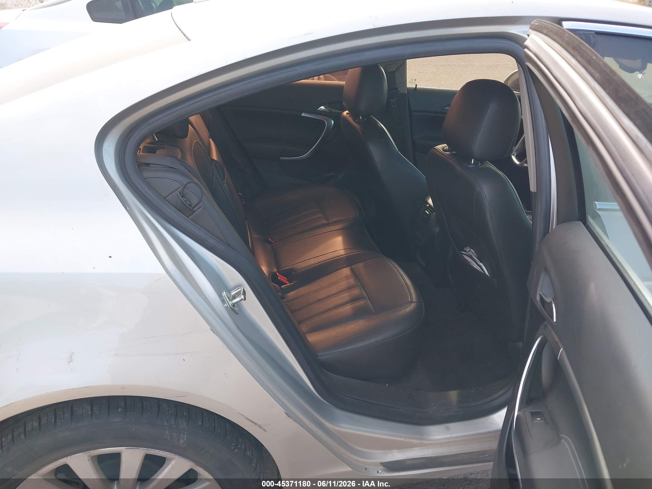 2011 Buick Regal Cxl Oshawa Серебряный vin: 2G4GR5EC3B9182852