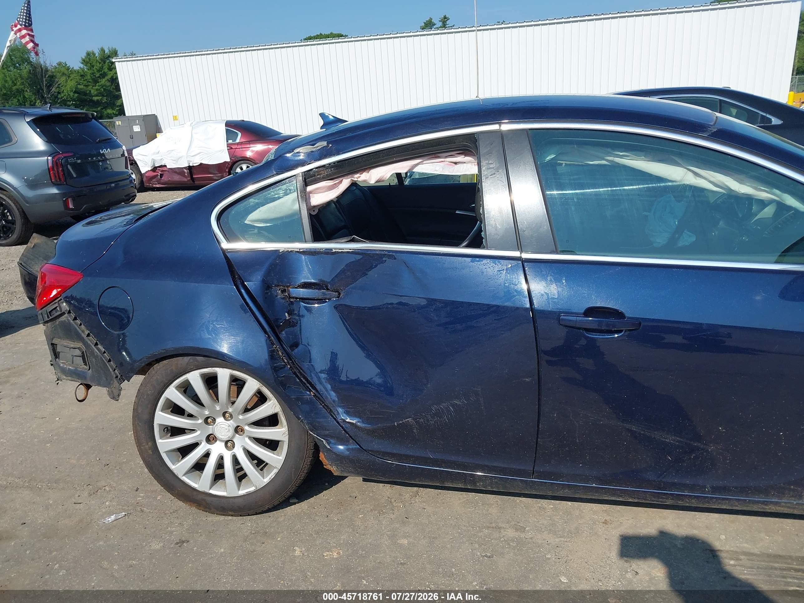 2012 Buick Regal   Black vin: 2G4GR5EK2C9136566