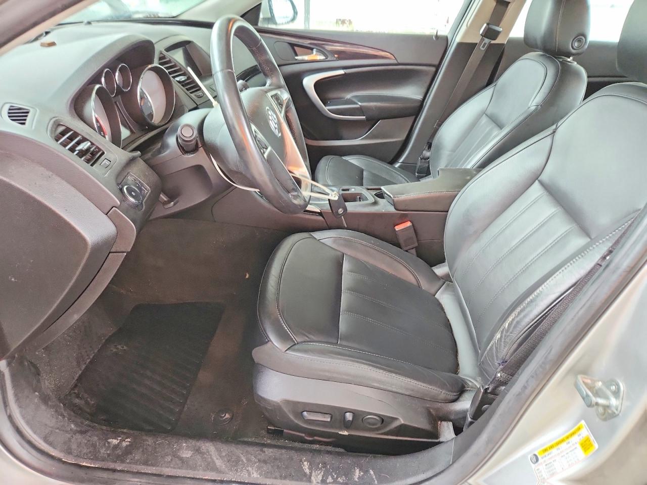 2012 Buick Regal Silver vin: 2G4GR5EK2C9179868