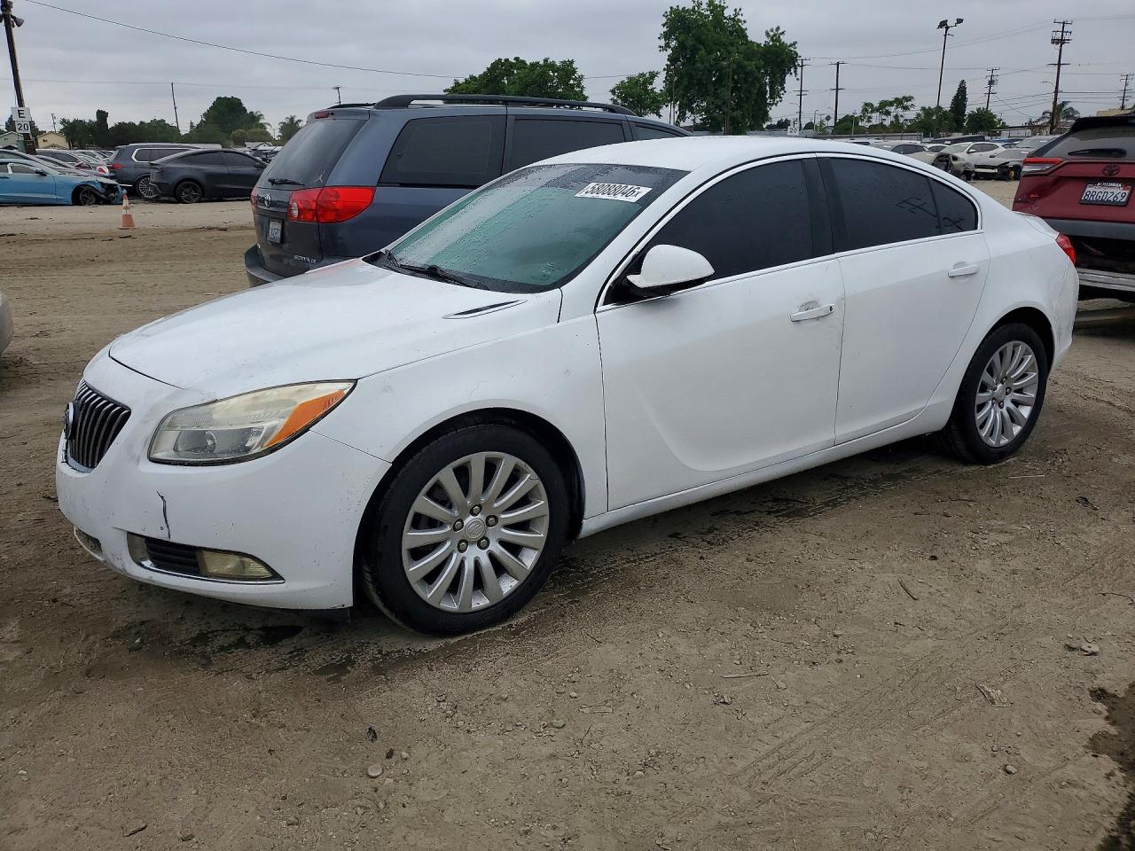 2012 Buick Regal White vin: 2G4GR5EK3C9111739