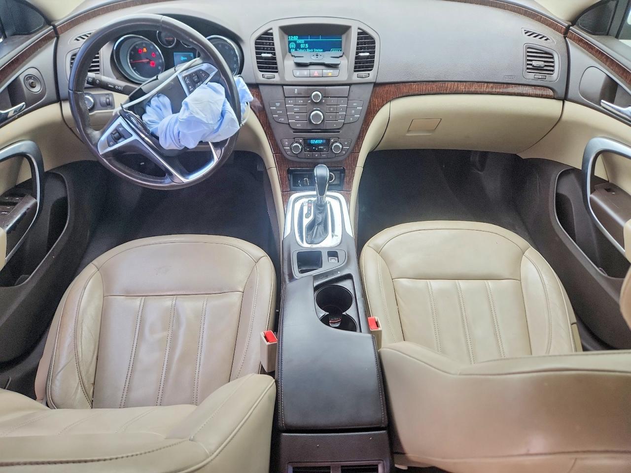 2012 Buick Regal Cream vin: 2G4GR5EK3C9114270