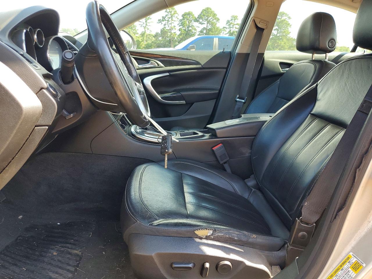 2012 Buick Regal Cream vin: 2G4GR5EK9C9139545