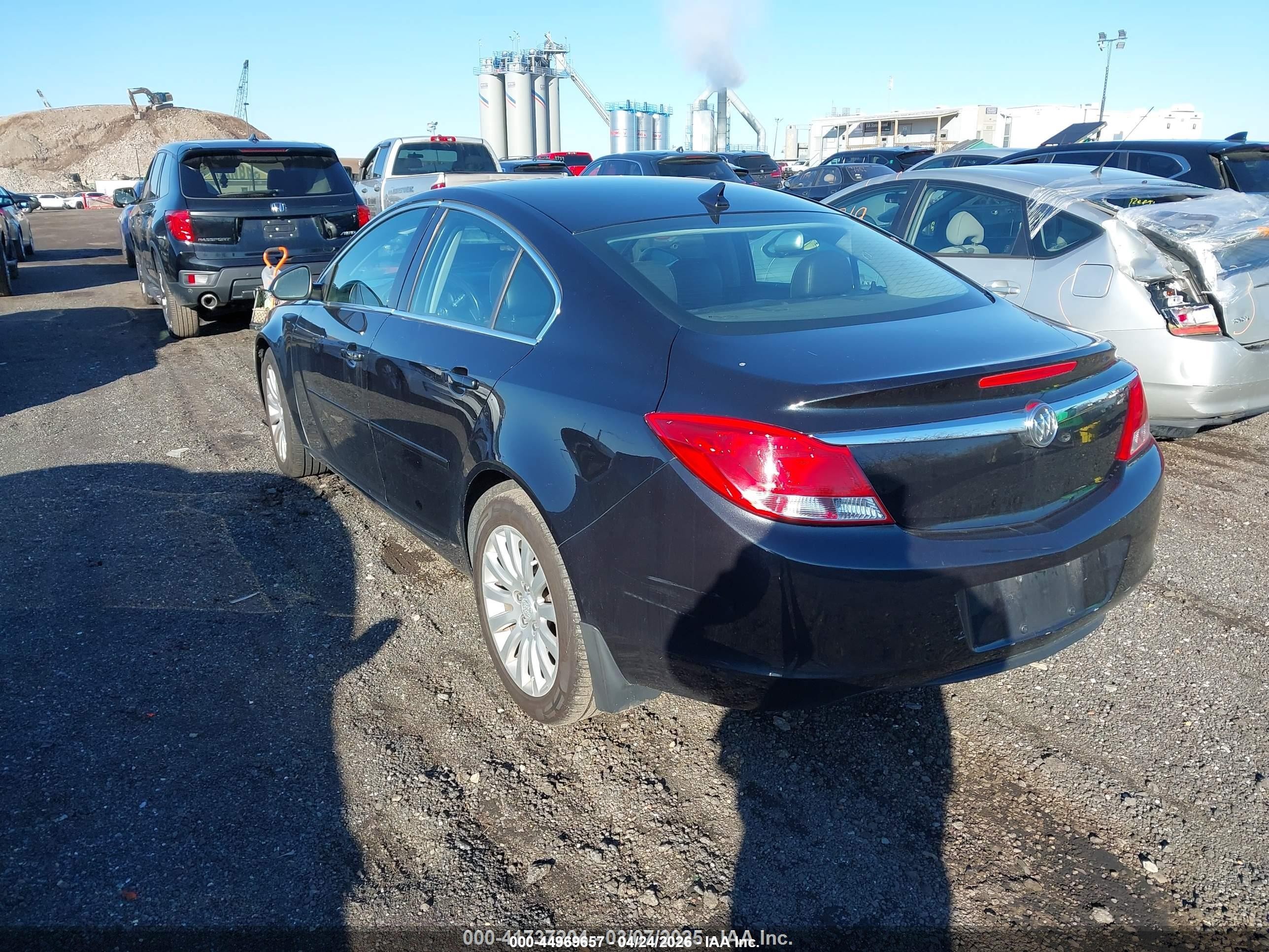 2012 Buick Regal   Black vin: 2G4GR5EKXC9153843