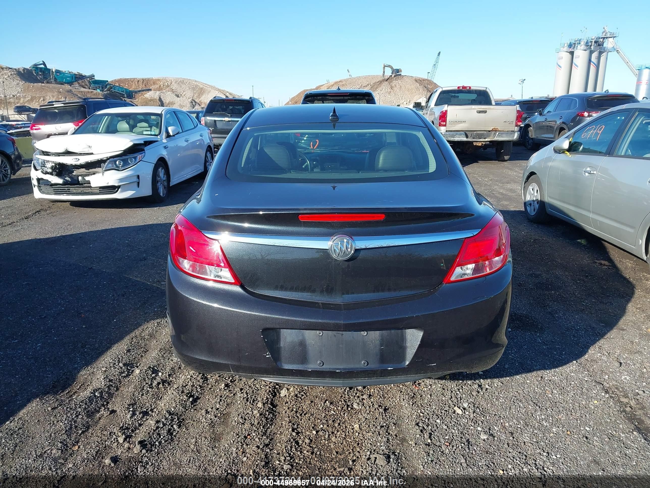2012 Buick Regal   Black vin: 2G4GR5EKXC9153843