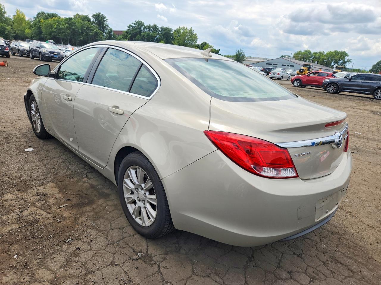 2012 Buick Regal Beige vin: 2G4GR5ER1C9123983