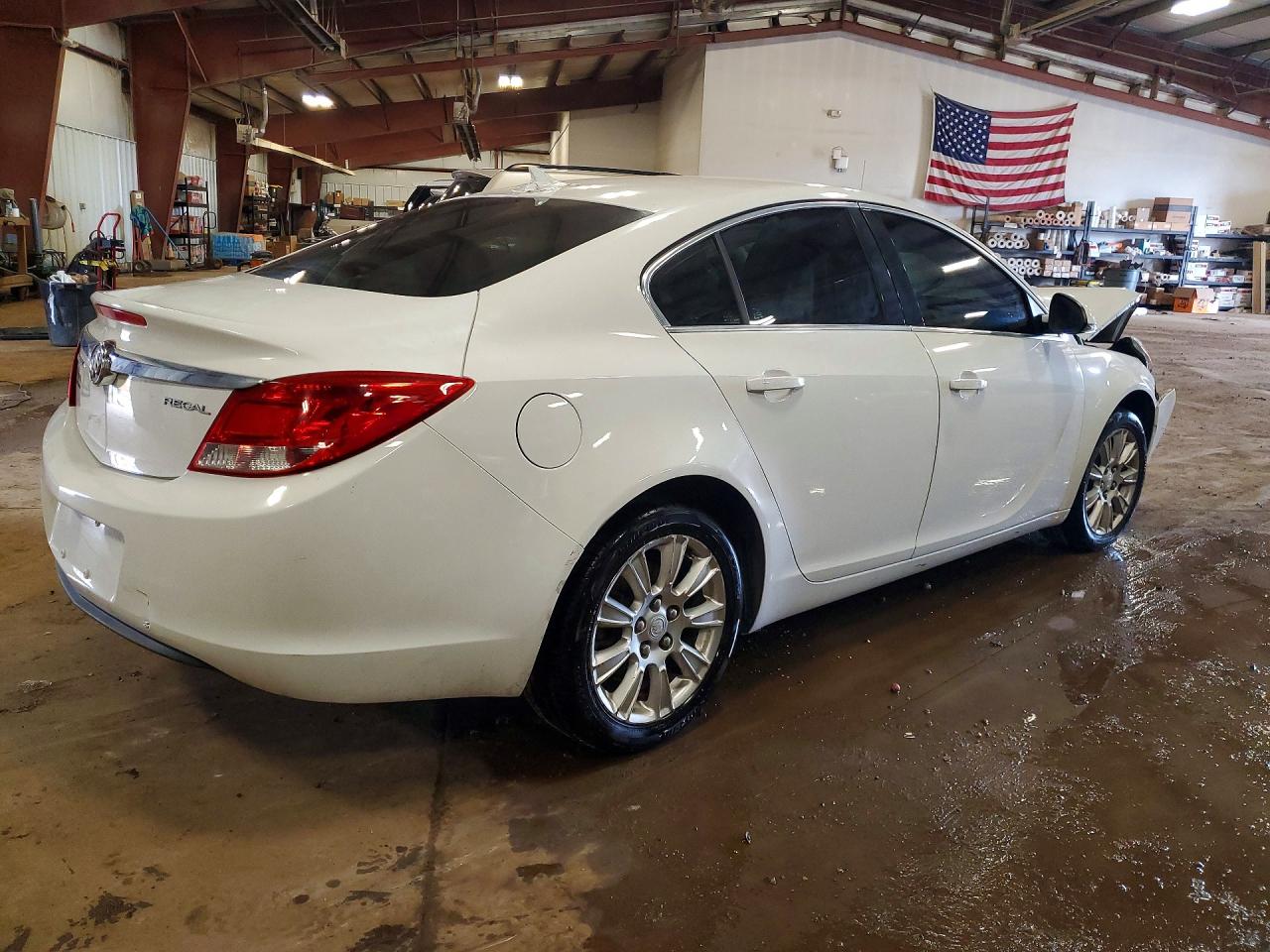 2012 Buick Regal White vin: 2G4GR5ER1C9151198