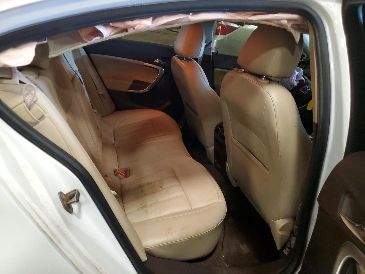 2012 Buick Regal White vin: 2G4GR5ER1C9151198