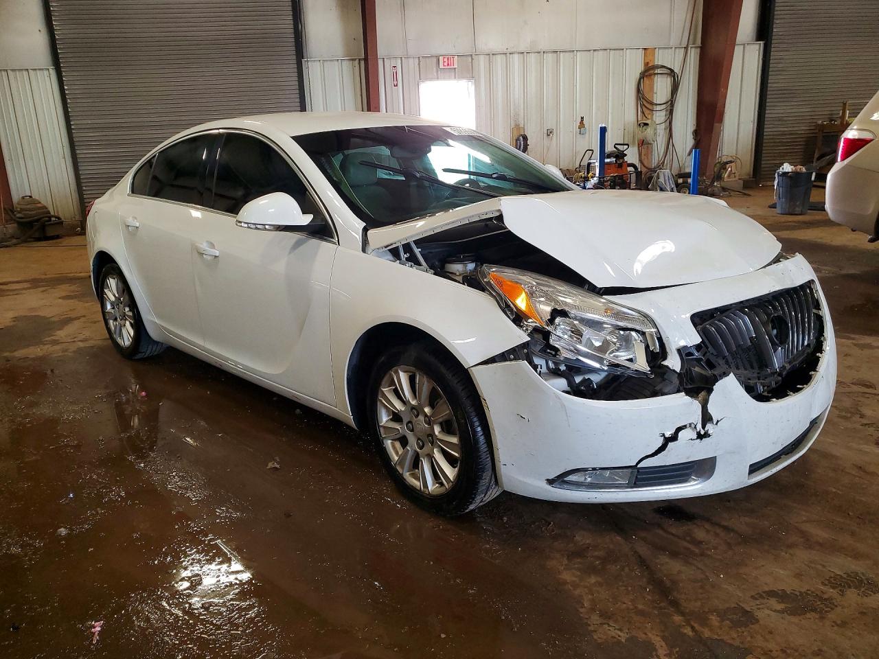 2012 Buick Regal White vin: 2G4GR5ER1C9151198