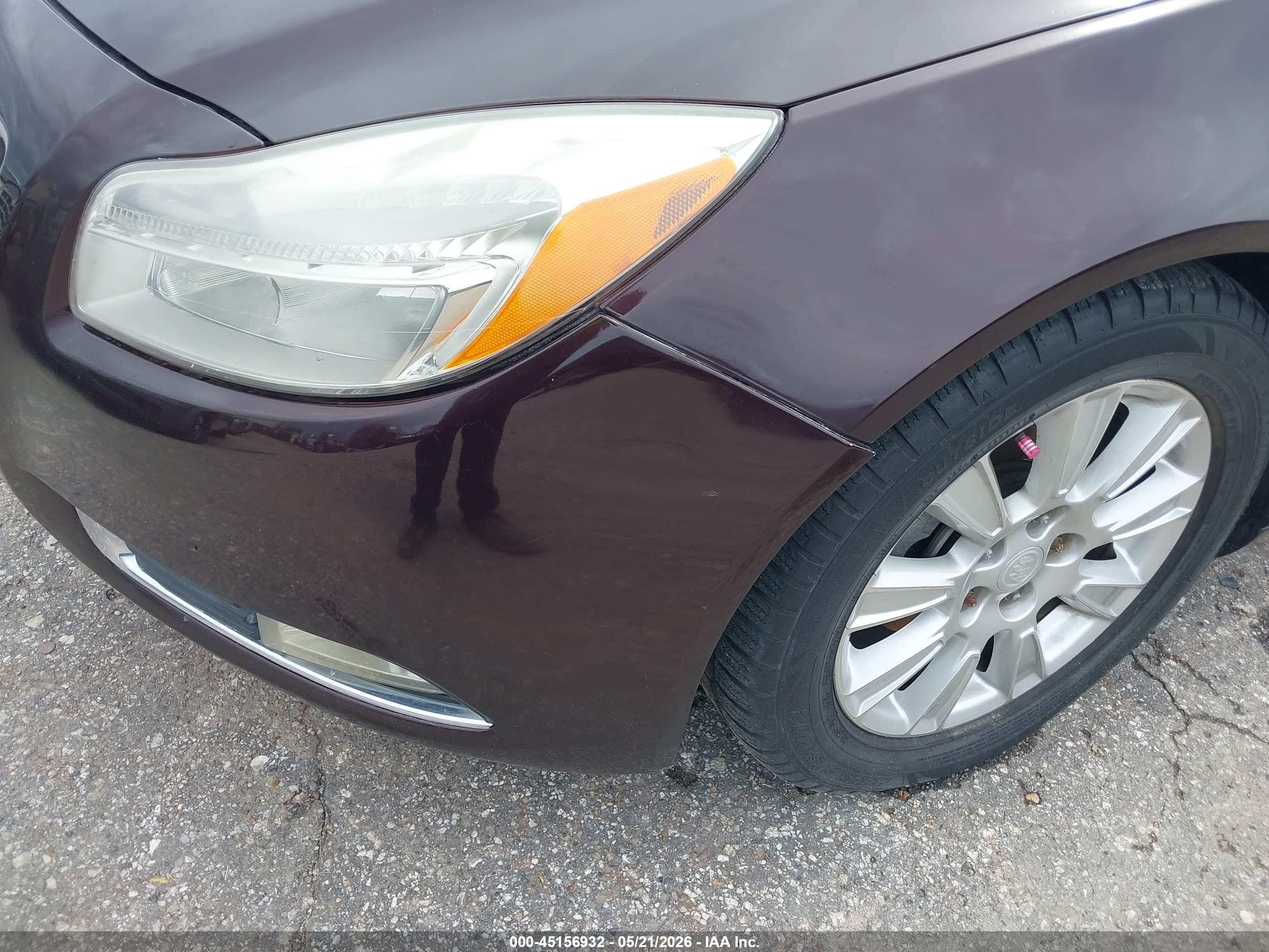 2012 Buick Regal   Burgundy vin: 2G4GR5ER5C9213864