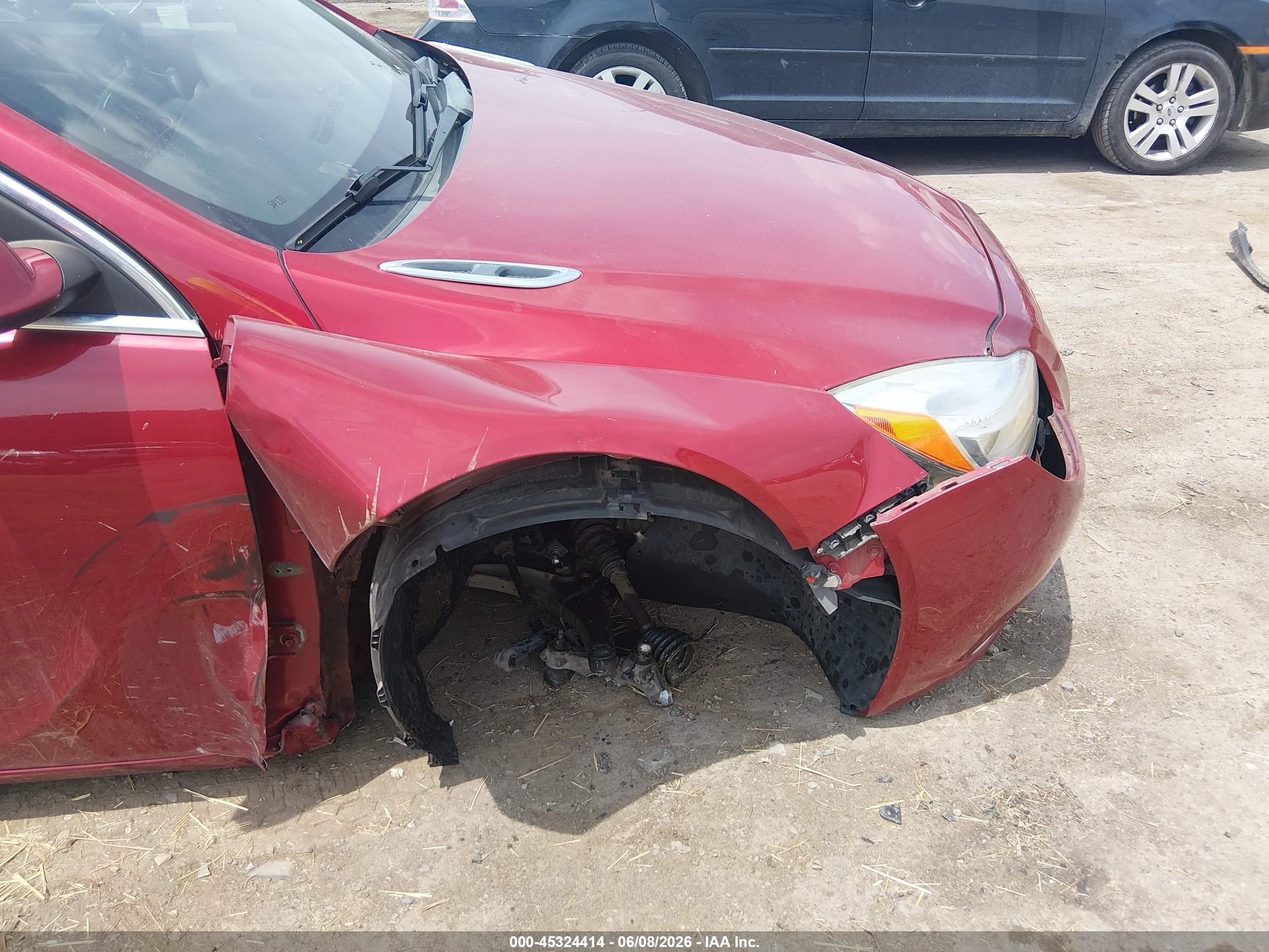 2013 Buick Regal   Red vin: 2G4GR5ER7D9238962
