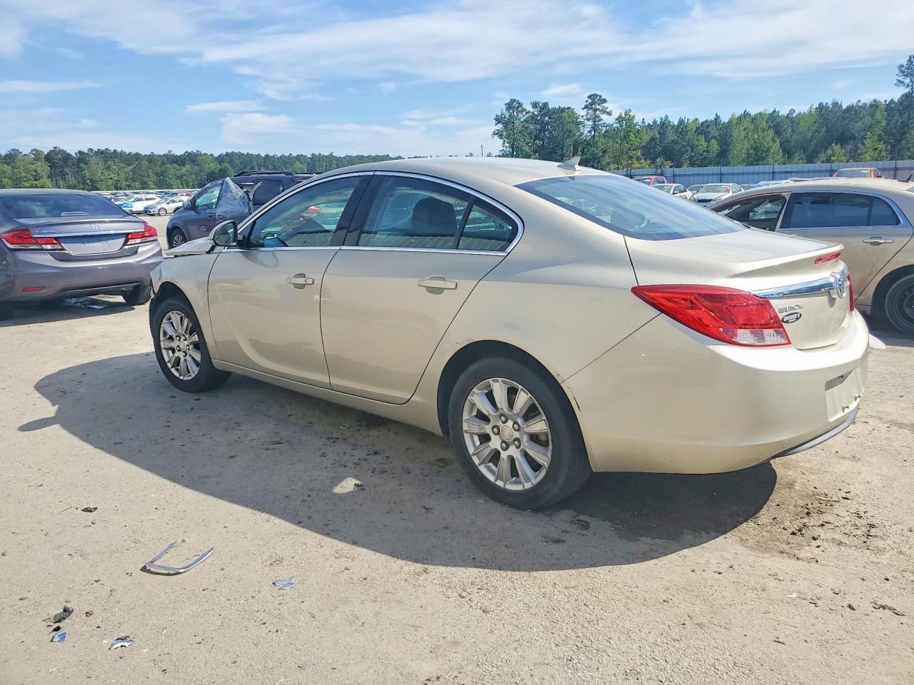 2013 Buick Regal Gold vin: 2G4GR5ERXD9247025