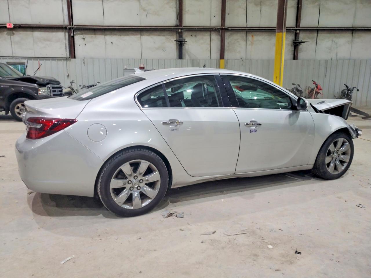 2014 Buick Regal Premium Silver vin: 2G4GR5GX0E9313272