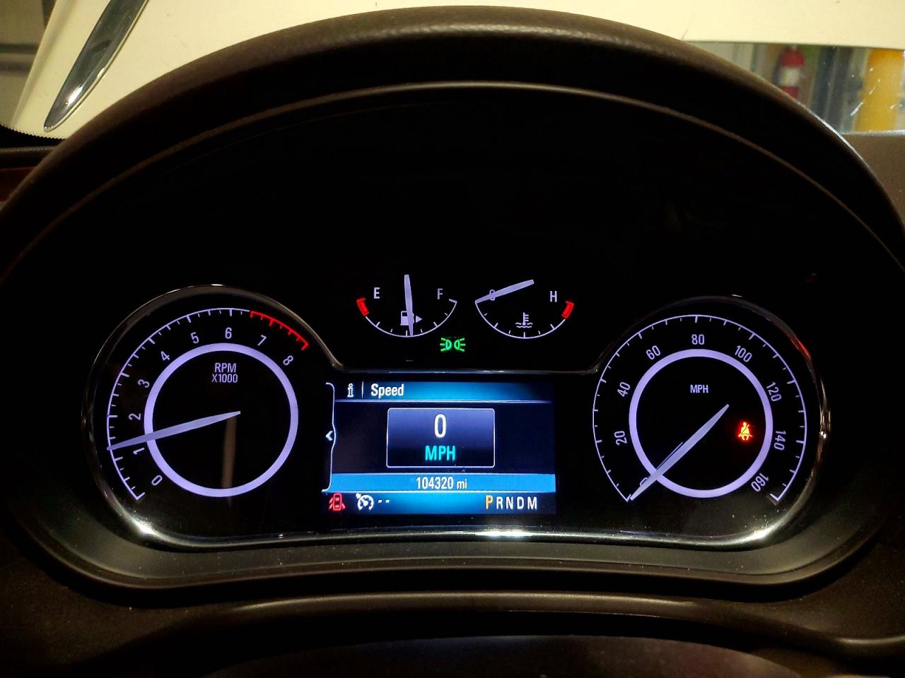 2014 Buick Regal Premium White vin: 2G4GR5GX5E9178547